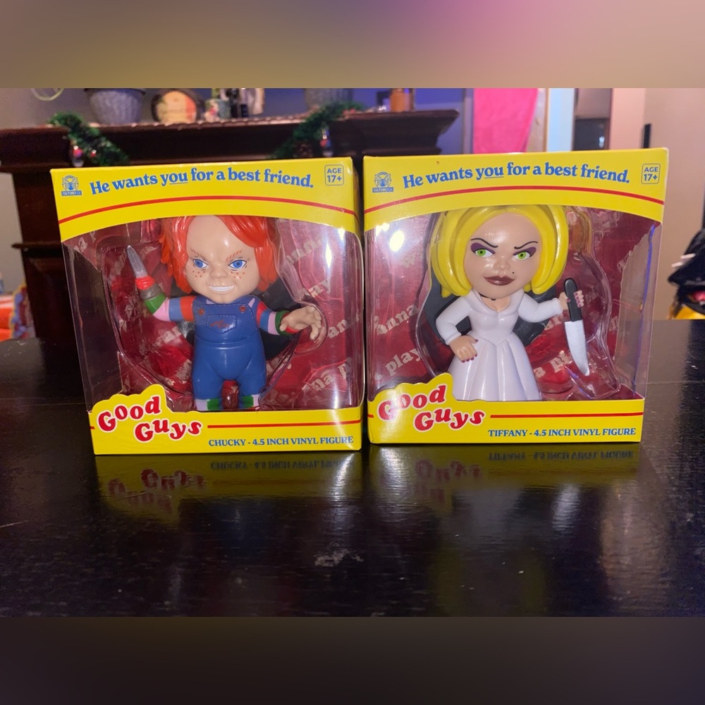 Chucky and Tiffany Vinyl Figures - Multicolor